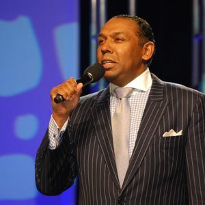 Meet your Posher, Derrick